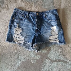 Good‎ American Bombshell Cutoff Denim Shorts